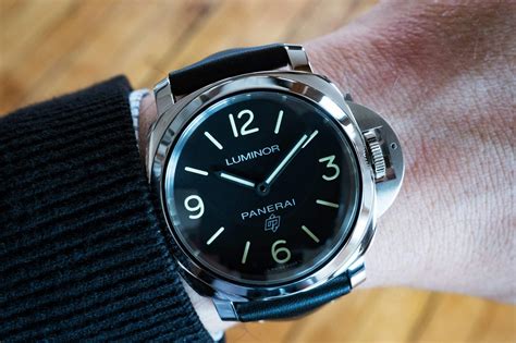 Hands on with the Panerai Luminor Base Logo 3 Days 